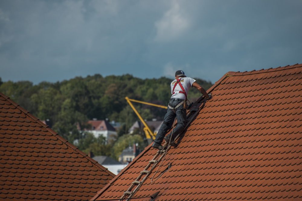 31-year-old man unable to talk or walk after fall from height at work