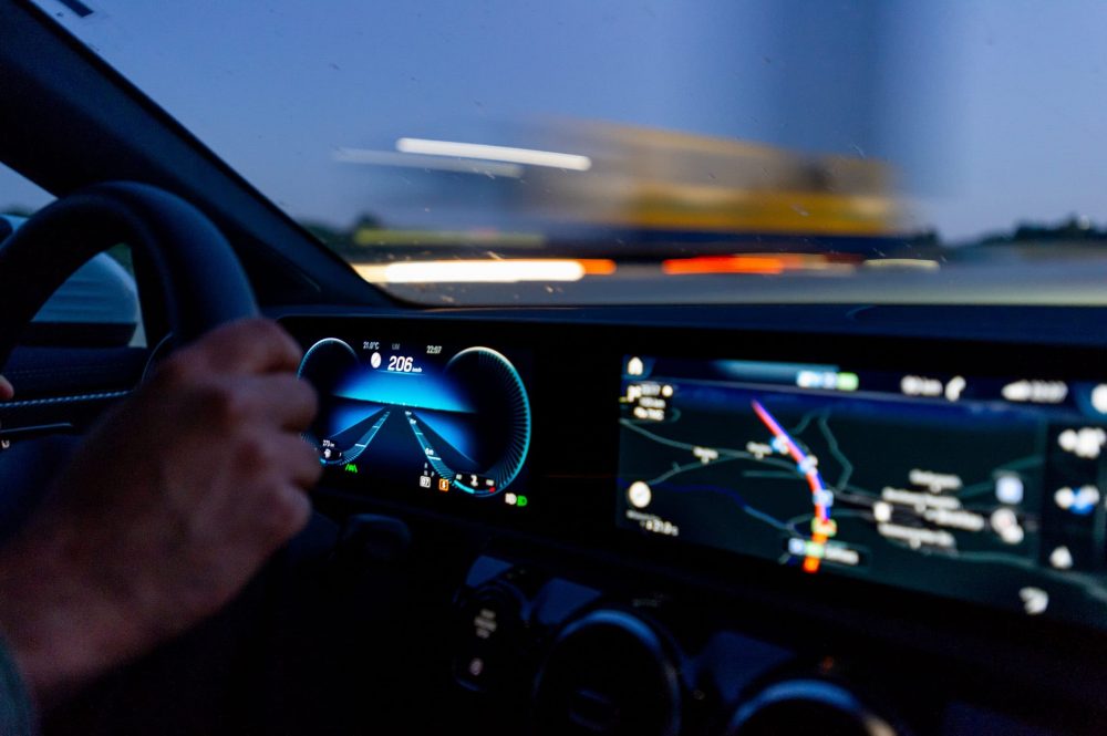 Which cars have the most distracting in-car entertainment systems?