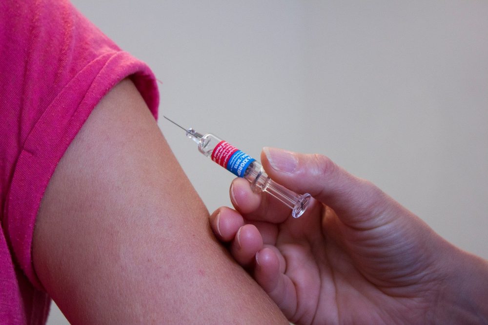 Coronavirus crisis and lack of training blamed for rise in needlestick injuries